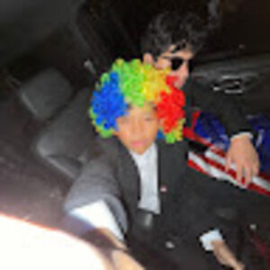 Meet your Posher, Manolo